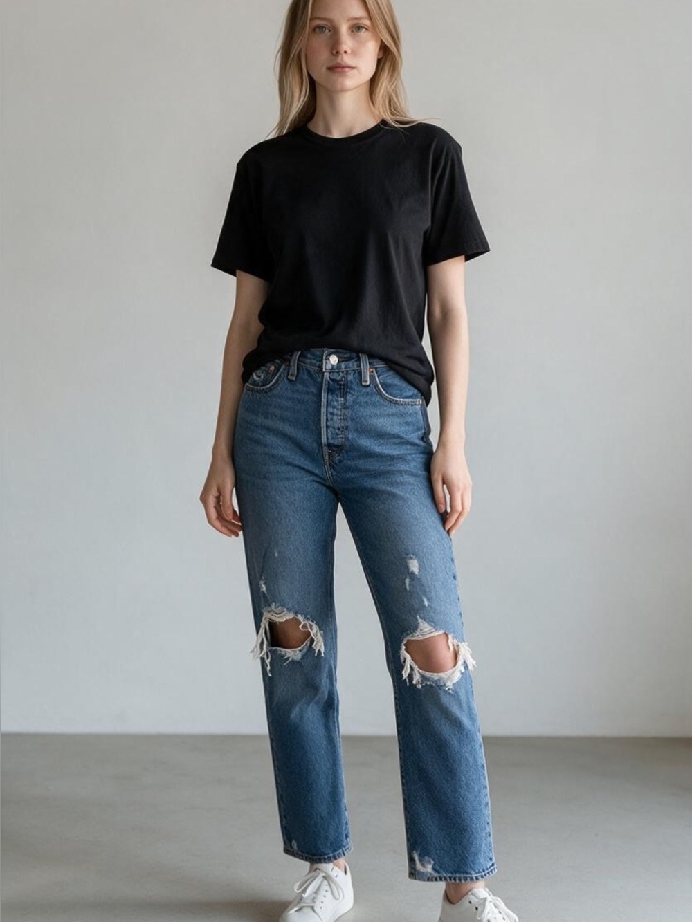 Levi’s Premium Wedgie Straight Ankle Distressed Jeans Size 26